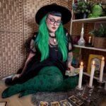 80 Denier Opaque Tights - Corra Snakes - Foliage Green